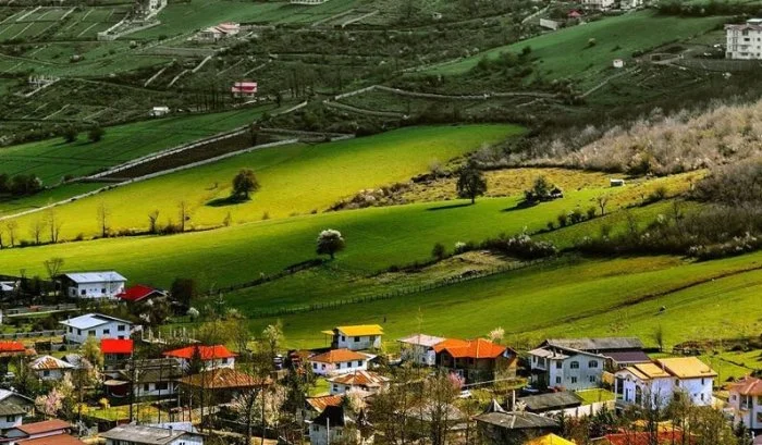 مکان های دیدنی کلاردشت + بهترین فصل سفر به کلاردشت