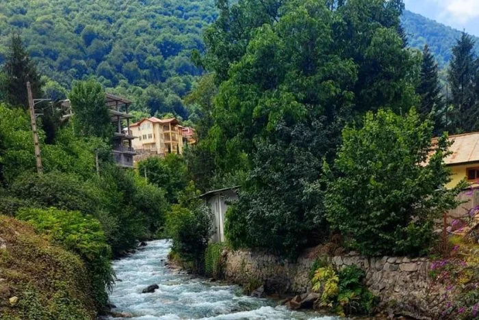 مکان های دیدنی کلاردشت + بهترین فصل سفر به کلاردشت