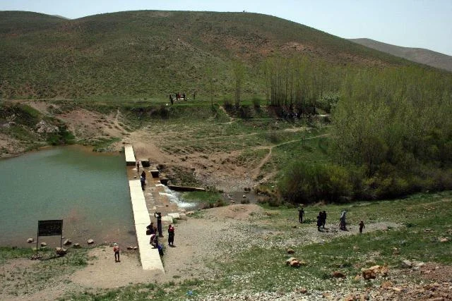 چشمه شاه بلاغی کجای ایران است ؟